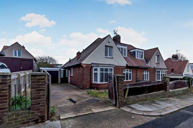 4 bed semi-detached bungalow