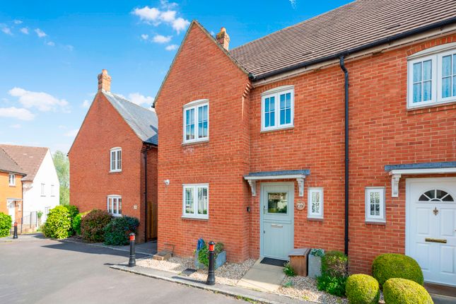 4 bedroom semi-detached house for sale