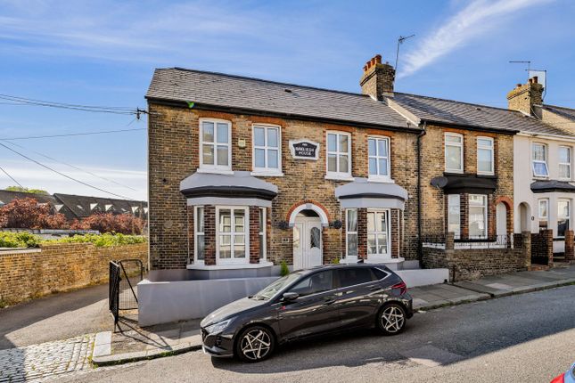 3 bed terraced house