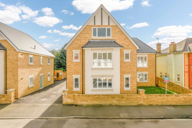 2 bed flat