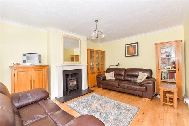 3 bed detached house