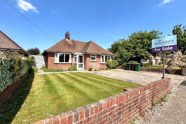 Flaxman Avenue, Chichester, PO19 2 bed detached bungalow for sale