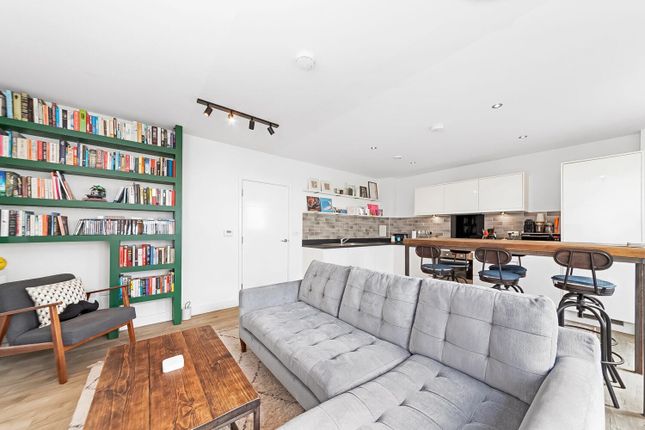 Lambourne House, Apple Yard, Anerley... 2 bed flat for sale