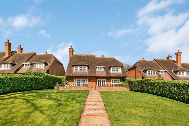 Goldings, Hertford SG14 3 bed country house for sale