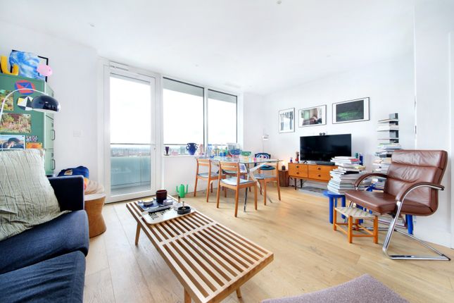 Lombard Wharf, 12 Lombard Road, London 1 bed flat for sale