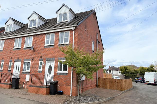 Parkes Hall Road, Dudley DY1 3 bed end of terrace house for sale