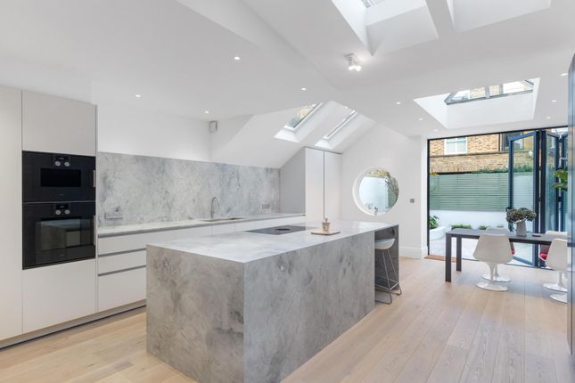 Chesilton Road, London, SW6 5 bed terraced house for sale