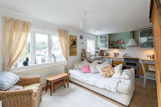 1 bedroom semi-detached house for sale