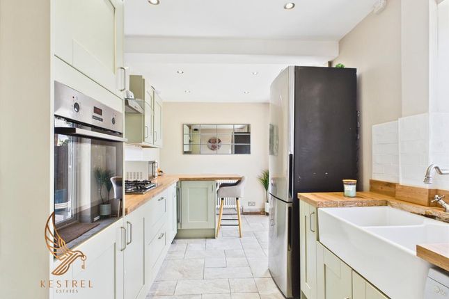 Lytham Avenue, Barnsley S71 2 bed house for sale
