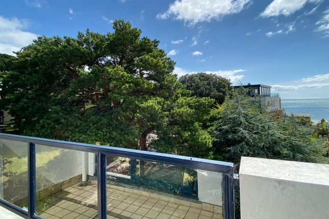 2 bed flat