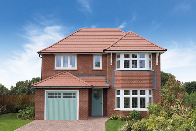 4 bed detached house