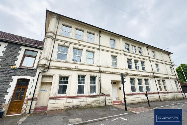 Cwrt Brenin, Mill Street, Pontypridd... 1 bed flat for sale
