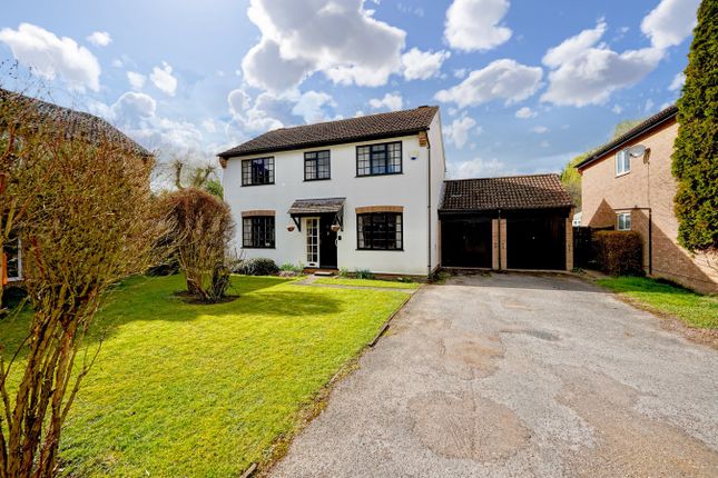 4 bed detached house