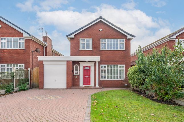 4 bed detached house