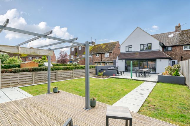 4 bedroom semi-detached house for sale