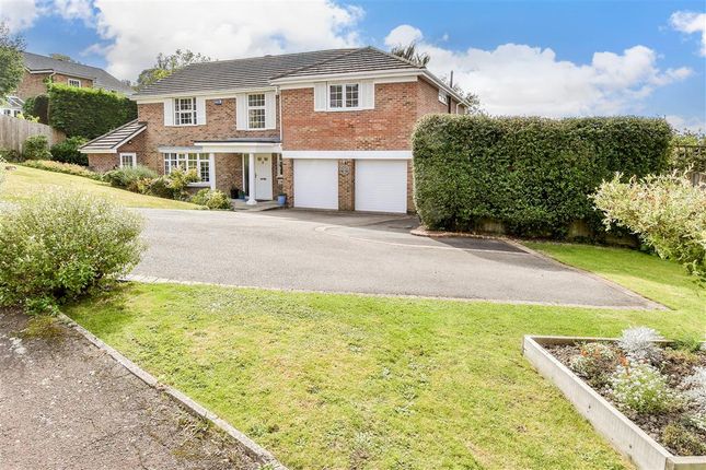 6 bed detached house