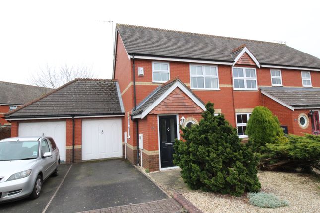 Moorlands Avenue, Warwickshire CV8 3 bed end of terrace house for sale