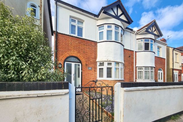 St. Mildreds Road, Ramsgate CT11 3 bed semi