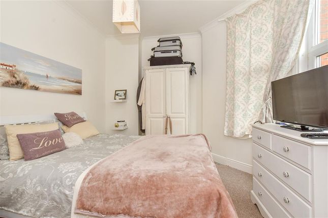 2 bed flat