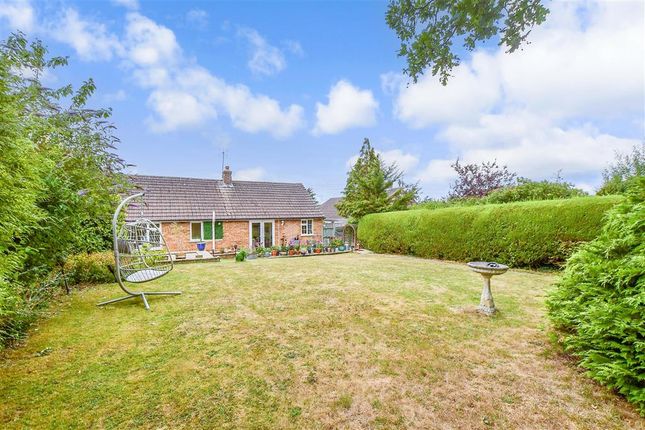 Wayside Avenue, Tenterden, Kent 2 bed detached bungalow for sale