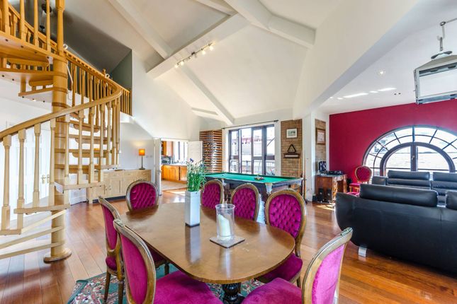 3 bed flat