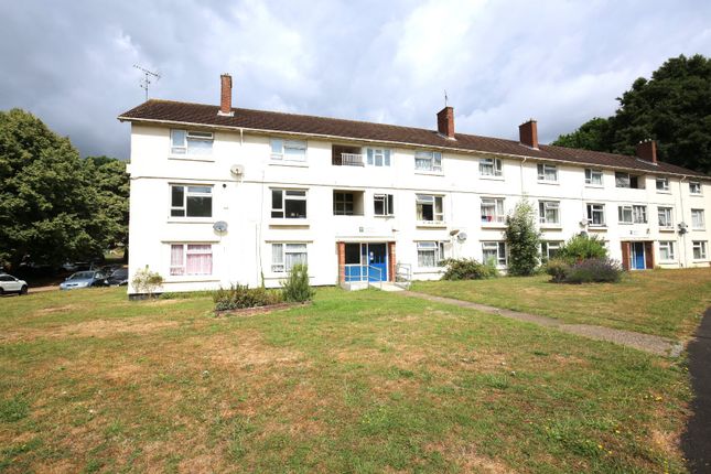 Leckford Close, Southampton SO18 2 bed flat for sale