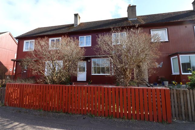 3 bed terraced house