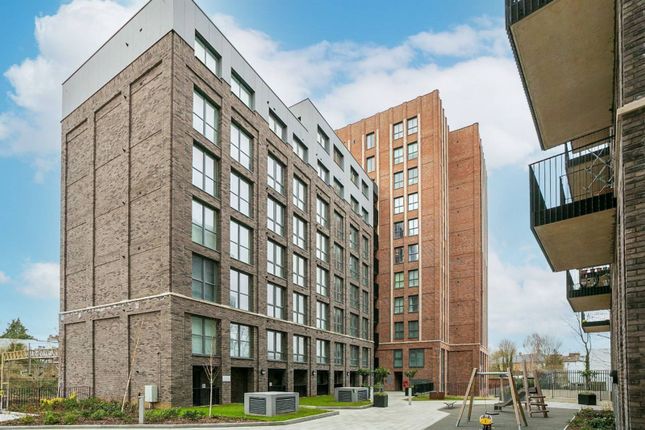 Chiltern Court, Watford, WD24 1 bed flat for sale