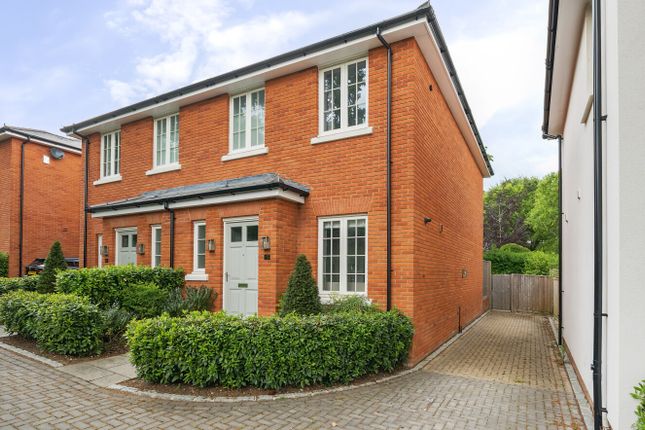 Appulby Gardens, Winchester... 2 bed semi