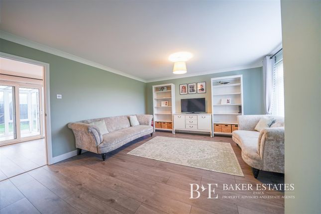 Dart Close, Witham 3 bed terraced house for sale