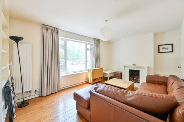 St Saviours Estate, London Bridge... 2 bed flat for sale