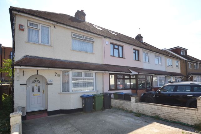 3 bed end terrace house