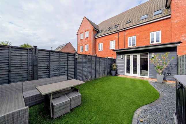 5 bedroom house for sale