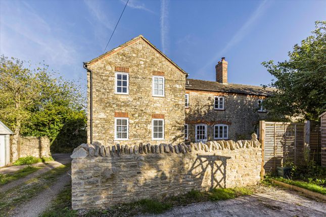 Back Way, Great Haseley, Oxford... 4 bed semi