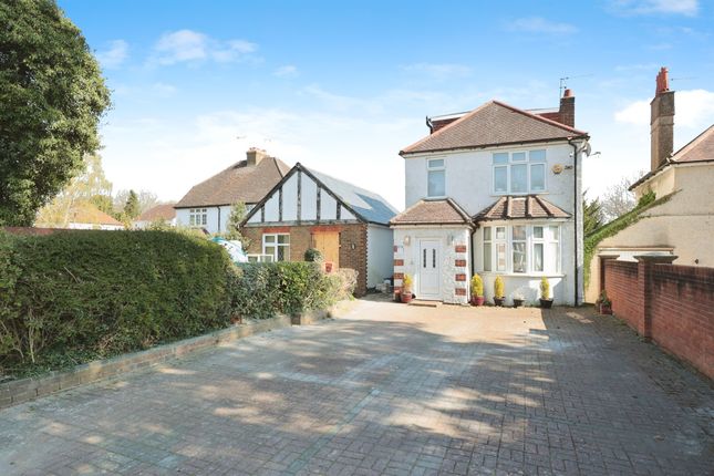 6 bedroom detached house for sale