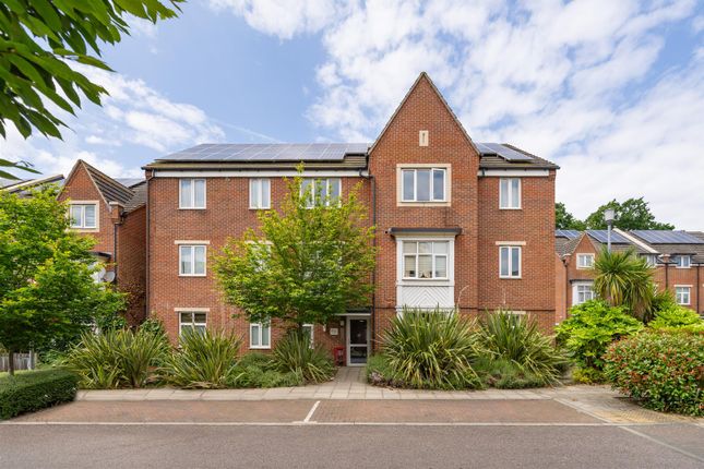 Robinson Court, Chalfont Road, South... 2 bed apartment for sale