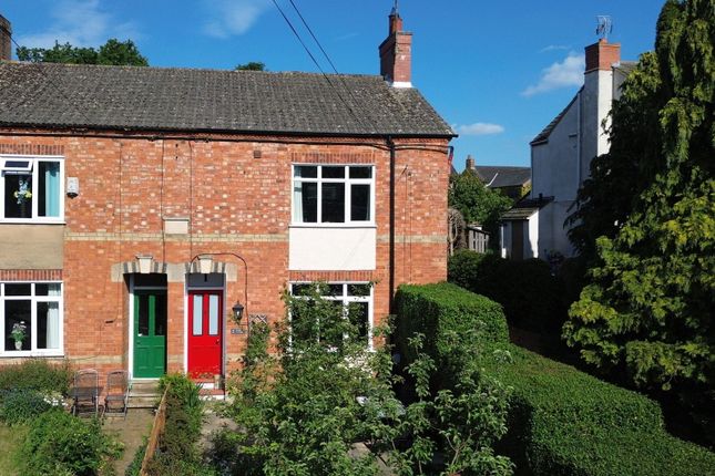 3 bed end terrace house