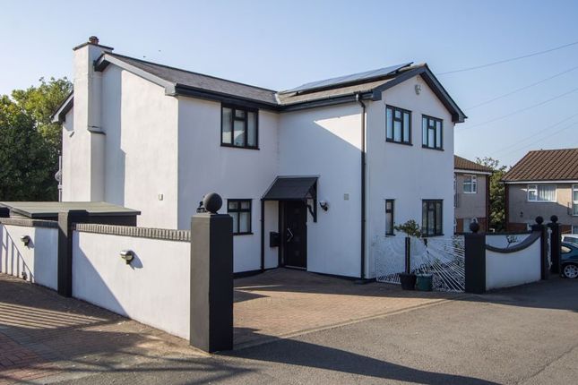 Northcliffe Drive, Penarth 3 bed detached house for sale