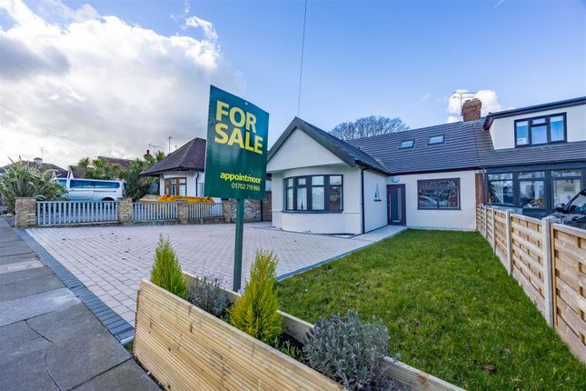 4 bed semi-detached bungalow