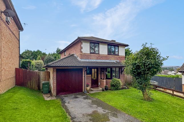 4 bed detached house