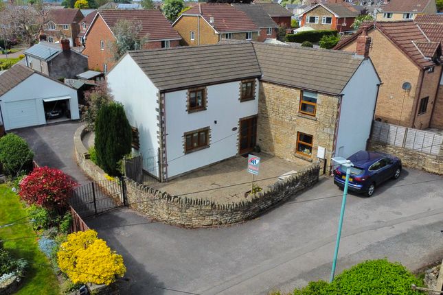 4 bed detached house