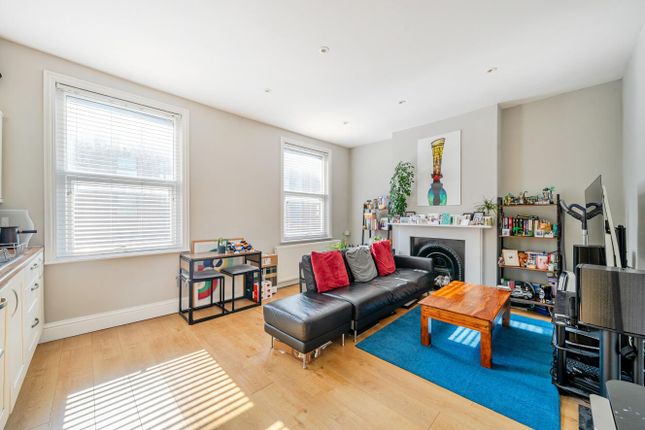 2 bed flat
