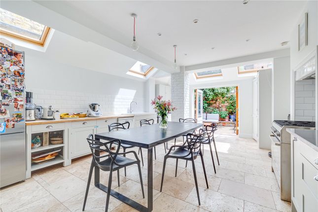 4 bed terraced house