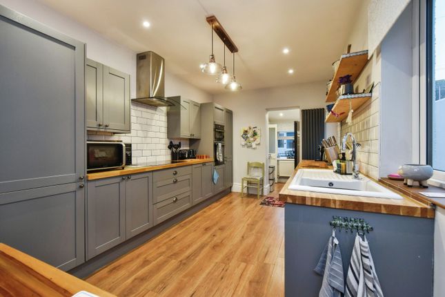 4 bedroom terraced house for sale