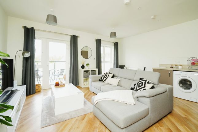 2 bed flat