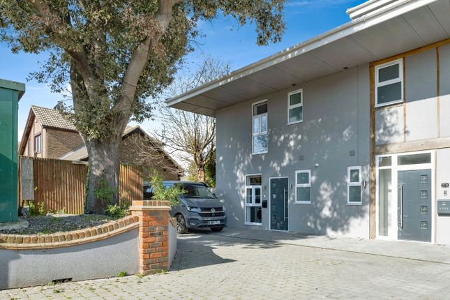 Kingsgate Avenue, Broadstairs CT10 3 bed end of terrace house for sale