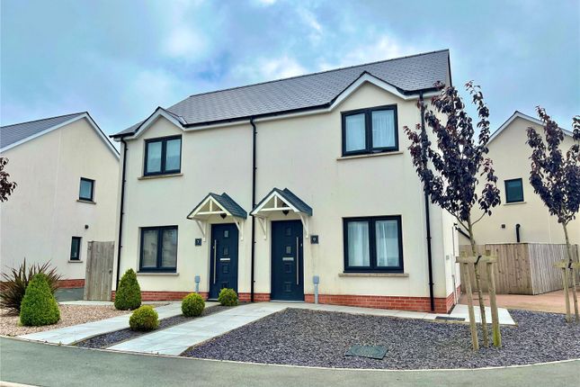 2 bedroom semi-detached house for sale