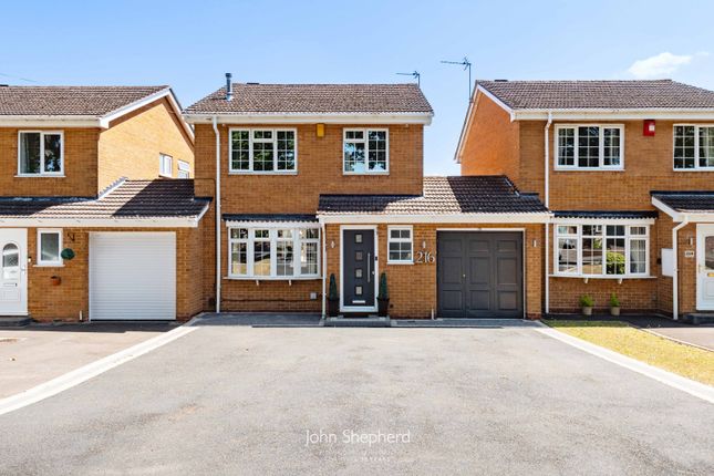 3 bedroom link detached house for sale