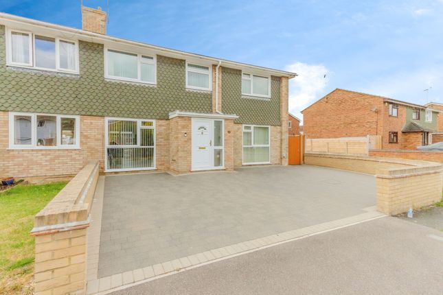 4 bedroom semi-detached house for sale