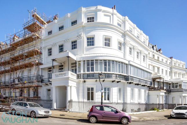 Lewes Crescent, Brighton BN2 1 bed apartment for sale